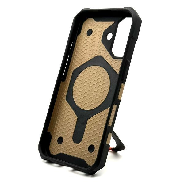Чохол UAG Plasma with Magsafe для iPhone 17 Desert uagbx054 фото